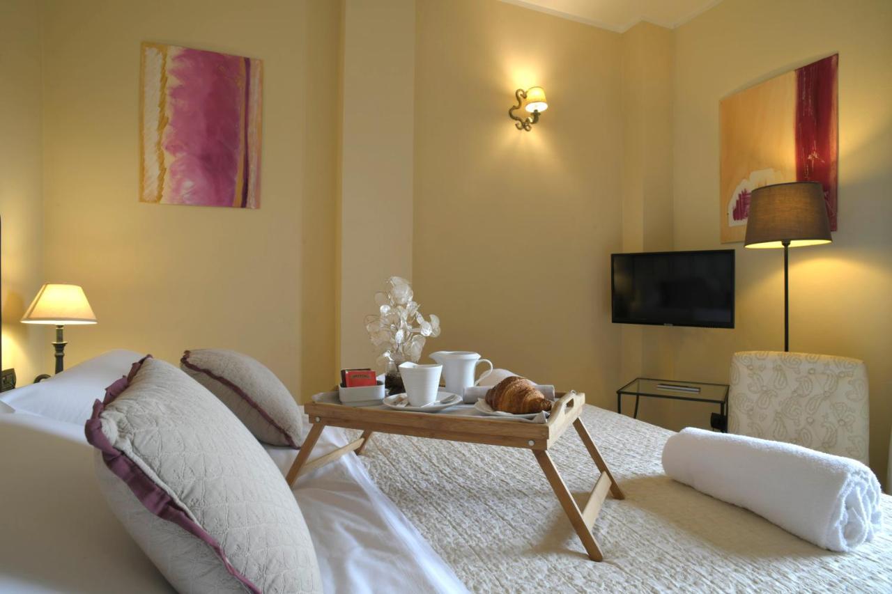 Relais Bella Rosina Pool & Spa La Cassa Dış mekan fotoğraf