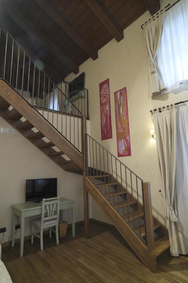 Relais Bella Rosina Pool & Spa La Cassa Dış mekan fotoğraf