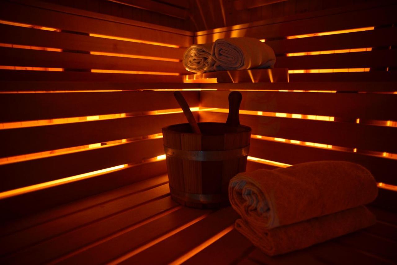 Relais Bella Rosina Pool & Spa La Cassa Dış mekan fotoğraf