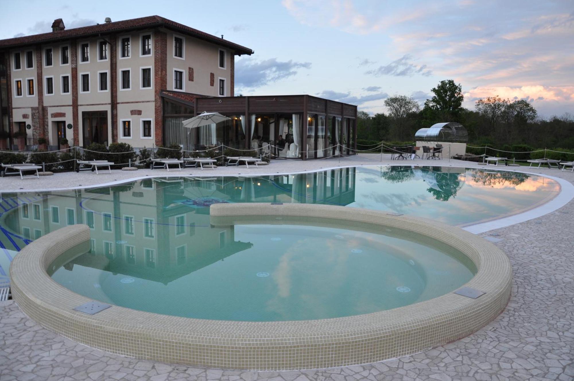 Relais Bella Rosina Pool & Spa La Cassa Dış mekan fotoğraf