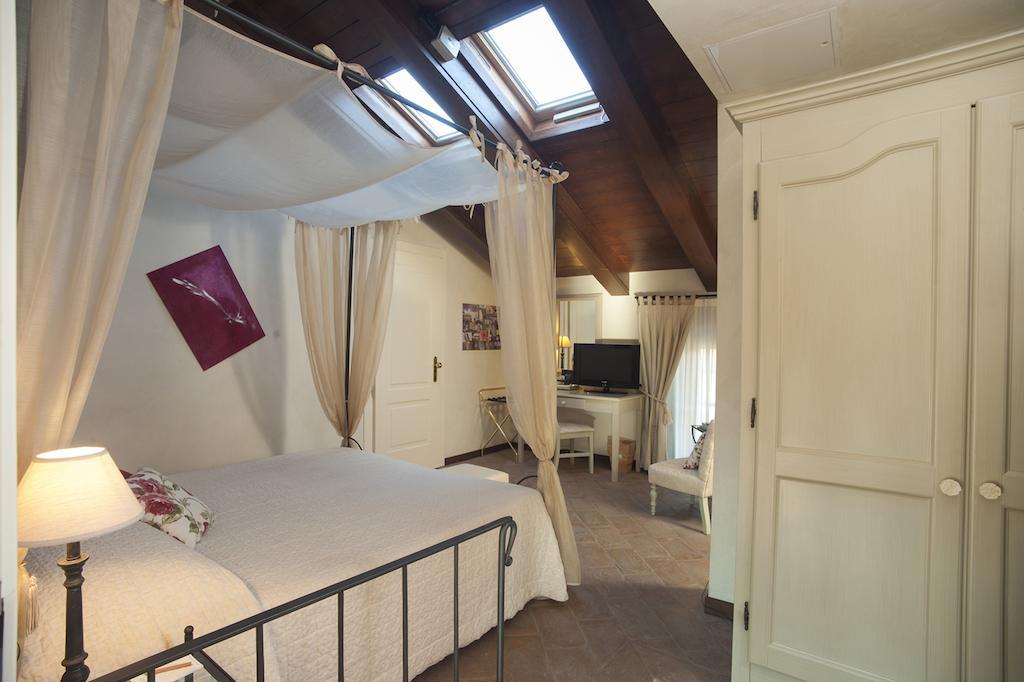 Relais Bella Rosina Pool & Spa La Cassa Dış mekan fotoğraf