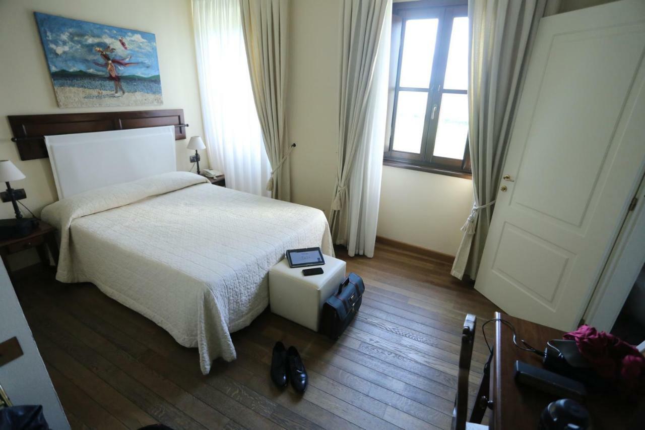 Relais Bella Rosina Pool & Spa La Cassa Dış mekan fotoğraf